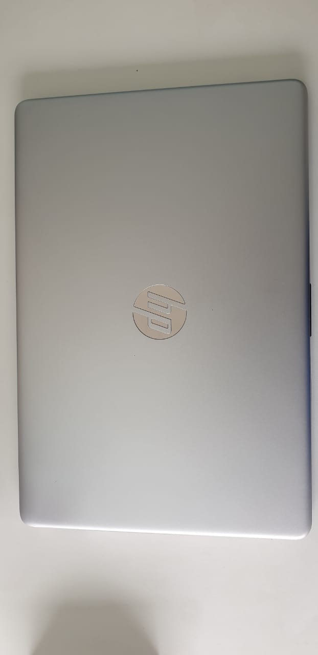 Portátil HP iCore5 SSD 256GB RAM 8GB